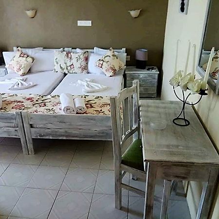 Foteini Rooms Skala Sotiros Exterior foto